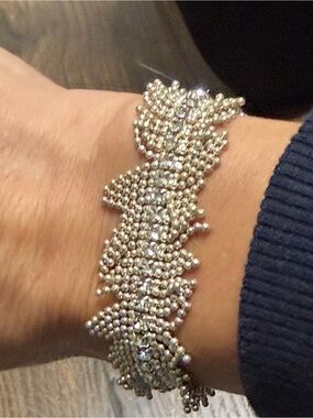 Elegant Silver Crystal Stretch Beaded Women's Bracelet